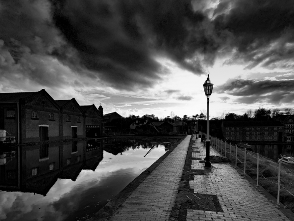 Halloween Evening Ghost Walk (& Refreshments)