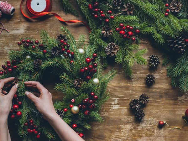 Christmas Wreath Making at Harlow