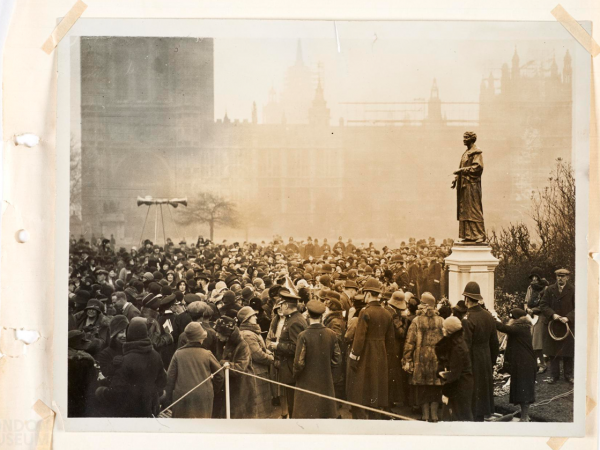 Zoom: Deeds Not Words - the Nurse Suffragettes Arrested 1906-1914 
