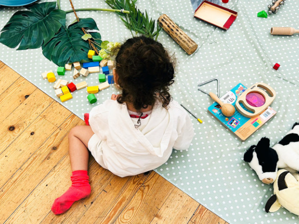 Mini Marvels: Early Years Sensory Play