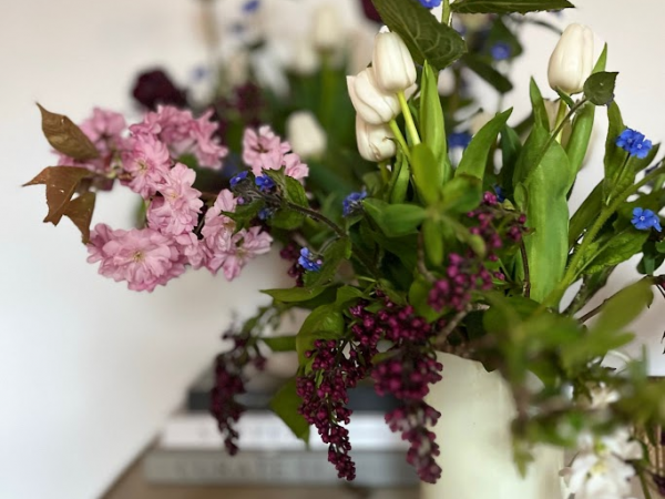 Make your own Spring Bouquet with Periwinkle