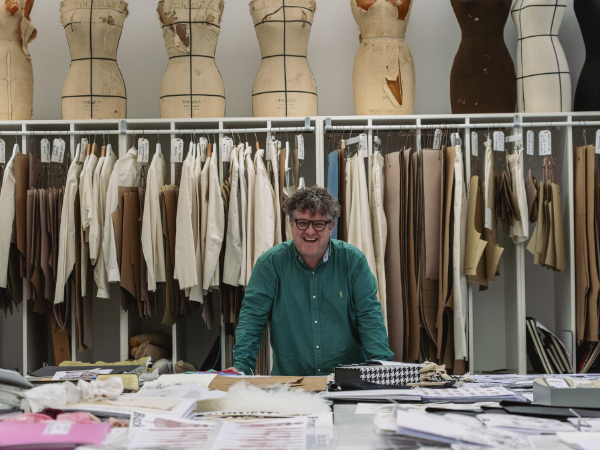 A History of Fashion and the Irish Diaspora
