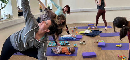 Mummy Yoga & Play