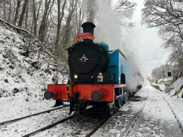 Santa Steam Trains: Quiet Coach