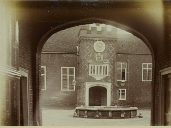 Hidden stories of the Home Front