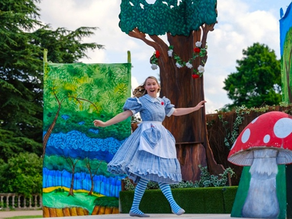 Alice’s Adventures in Wonderland presented by Chapterhouse Theatre Company