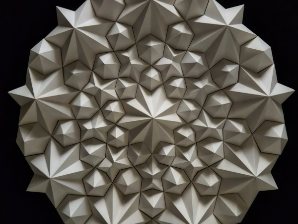 (Un)Folding Patterns: Paper Reflections