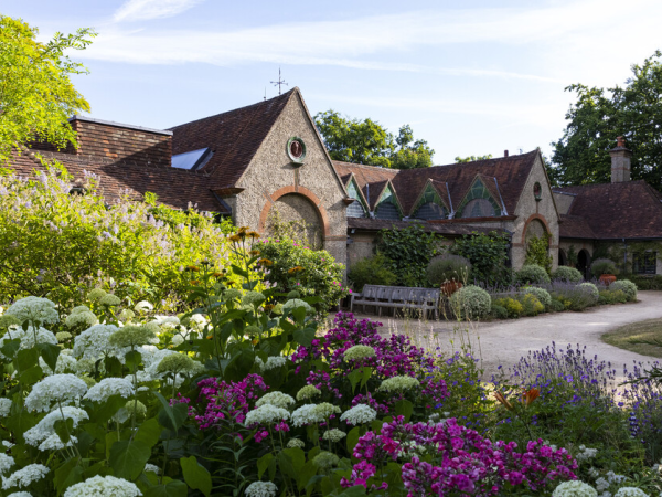 Volunteer coach trip: The Watts Gallery