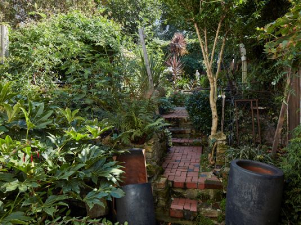 A Fresh Breeze: Discovering Khadambi’s  Garden at 575 Wandsworth Road