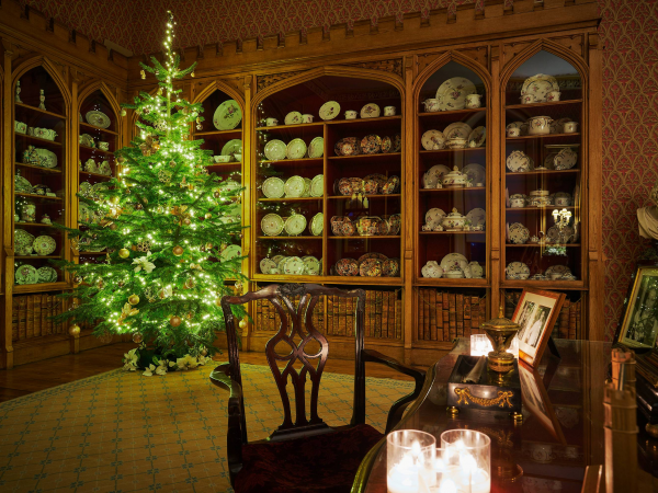 Christmas Candlelit Tour with William, Lord Stormont (13th December 2025 - 3.30pm)