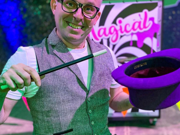 Magic Show with Andy Green