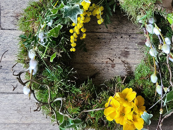 Spring Wreath Workshop with Scentiments 2025