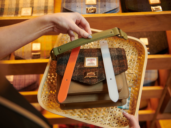 Islander Handbag Workshop Experience