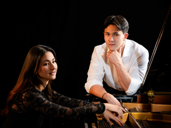Zala & Val Kravos: Piano solos & duets