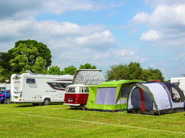SUMMER FETE CAMPING 2025 - SELECT DATE OF ARRIVAL ON CALENDAR, CONFIRM ADDITIONAL DATES AT CHECKOUT