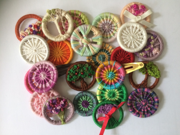 Family Threads: Father’s Day ‘Dorset Button’ Making