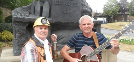 'Remember the Coal' performed by Alan Wood & John Snook