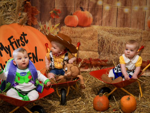 Tots Pumpkin Party | crafts, disco and pumpkins!!