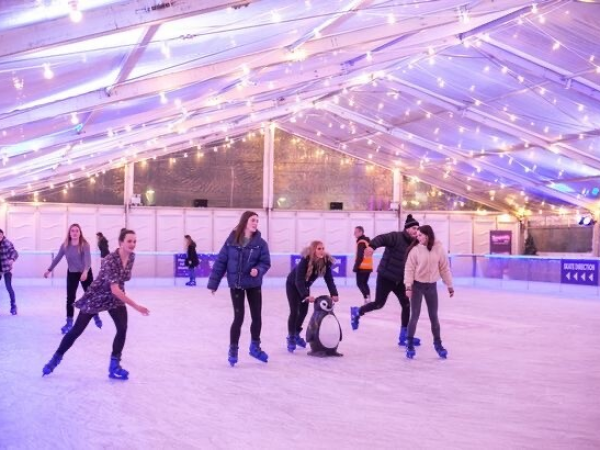 Stevenage Winter Wonderland - Ice Skating