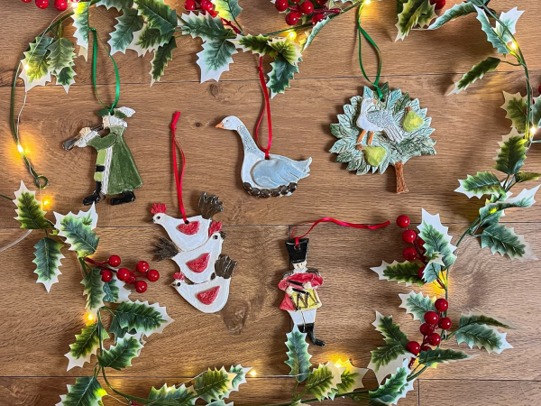 The Twelve Days of Christmas - Design and Make Your Own Christmas Decorations