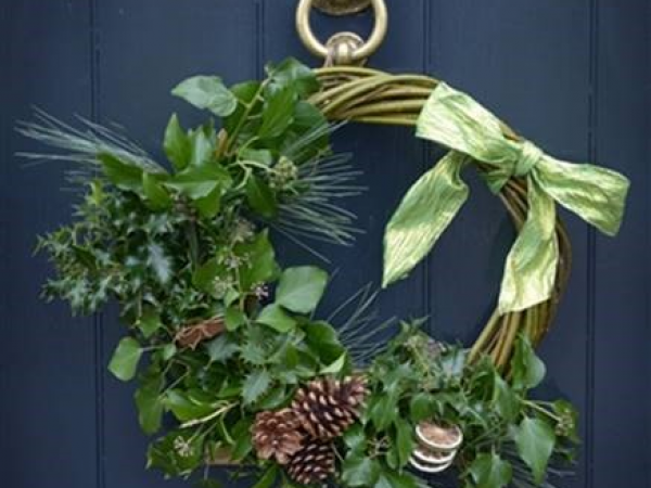 Everlasting willow Christmas wreath