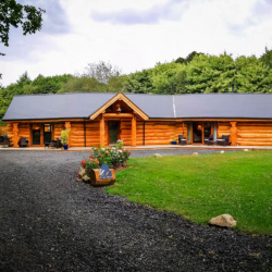 Stay In Radjels Retreat at Badgers Wood