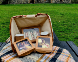 Picnic Hamper - Family Lunch