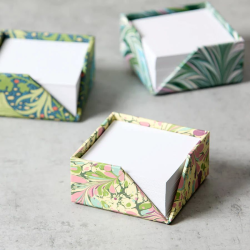 Golden Lily Memo Block