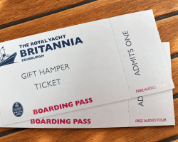 Signature Christmas Britannia Hamper