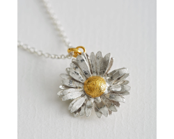 Big Daisy Necklace