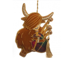 Highland Cow Hamper with Two Admissions Tickets