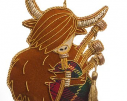 Highland Cow Hamper with Two Admissions Tickets