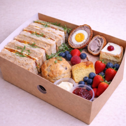 Sandstone's Luxury Picnic Box for one - can only be purchased at time of booking