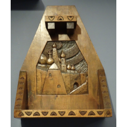 Arts and Crafts: The Russian Connection