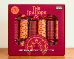 Official The Traitors Christmas Crackers 2024 - Set of 6 - NOW IN STOCK