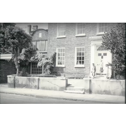 Coffee with a Curator: The remarkable residents of Kelmscott House