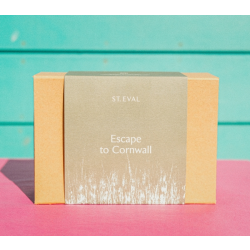 Cardboard scented candle gift set