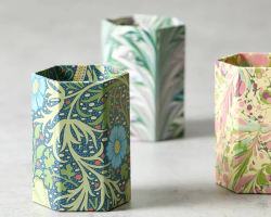 Golden Lily Pen Pot