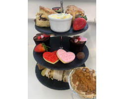 Collection Valentines Cream Tea