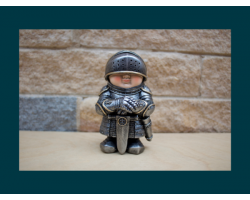 Mini Me’s Figurine - Knightley