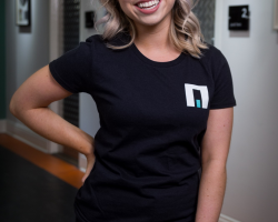 Medium | Female
